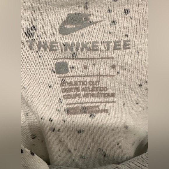Nike Black and White Speckled Men's Tee - Picture 3 of 3